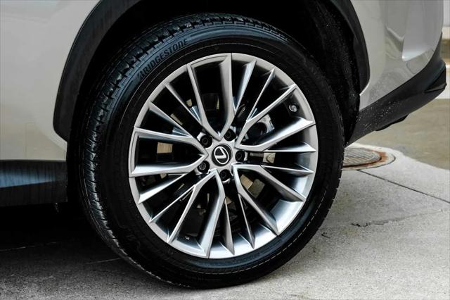 2022 Lexus NX 350h Luxury
