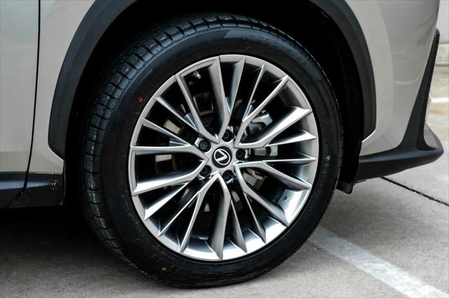2022 Lexus NX 350h Luxury
