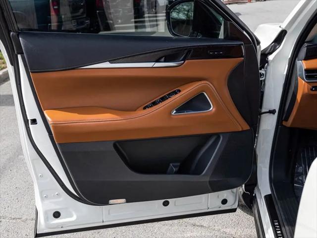 2025 INFINITI QX60 SENSORY AWD