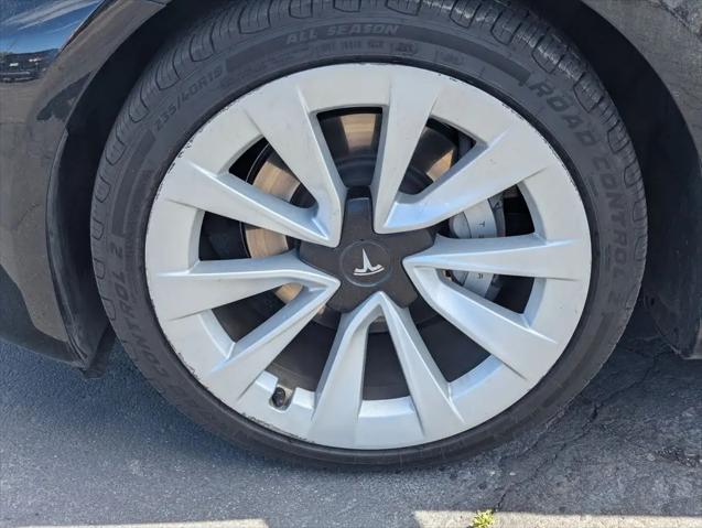 2022 Tesla Model 3 Long Range Dual Motor All-Wheel Drive