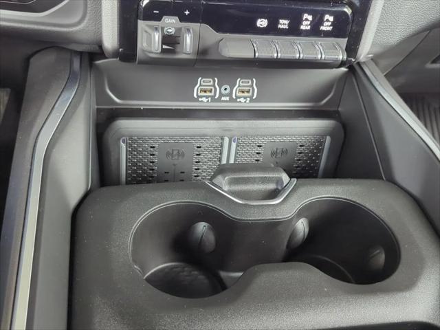 2026 Ram 3500 Big Horn Crew Cab 4x4 8' Box