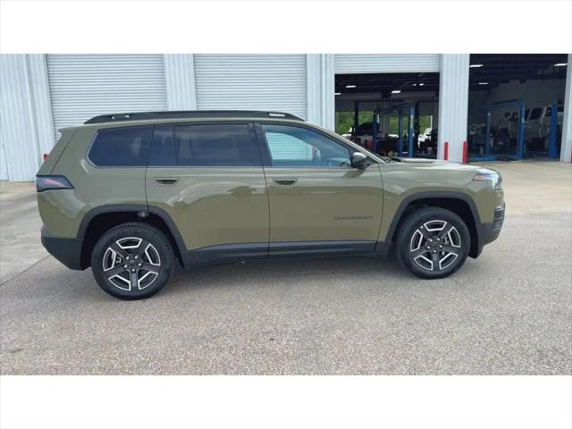 2026 Jeep Cherokee Laredo 4x4