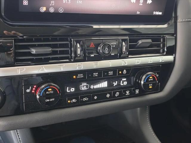 2026 Nissan Pathfinder SV