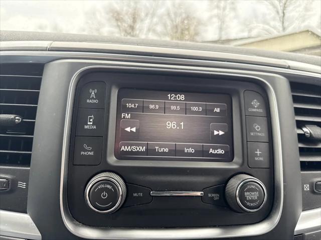 2021 Ram 1500 SLT Crew Cab 4x4 5'7" Box