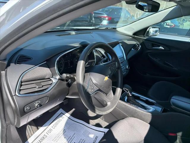 2021 Chevrolet Malibu FWD LT