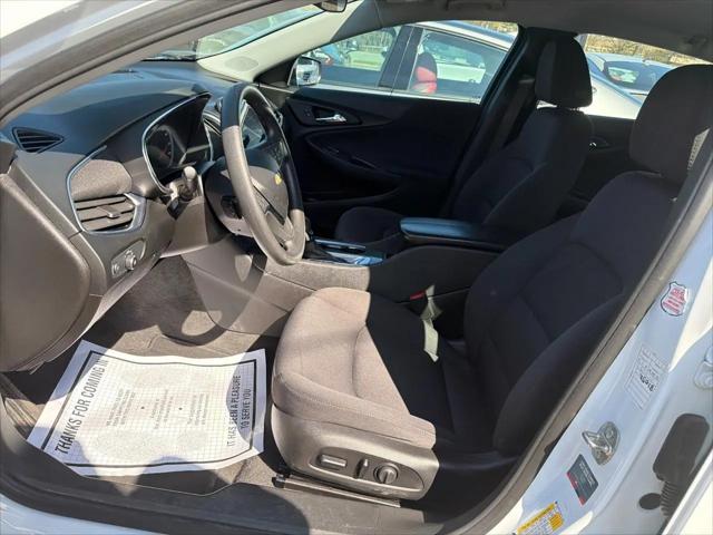 2021 Chevrolet Malibu FWD LT