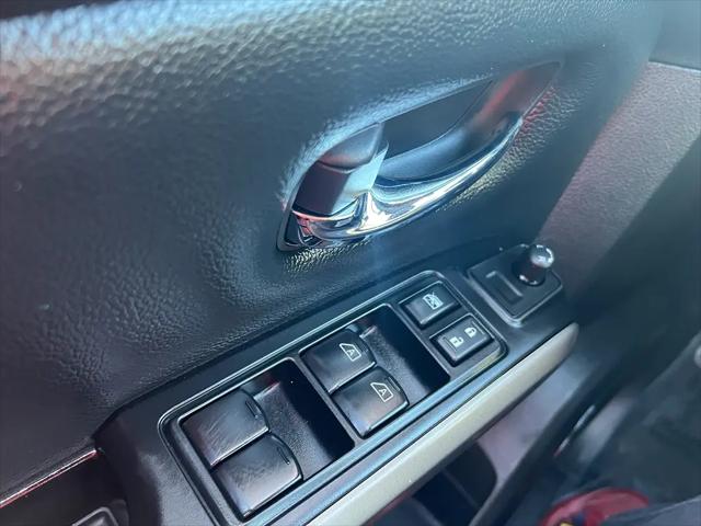 2024 Nissan Titan Crew Cab SV 4x2