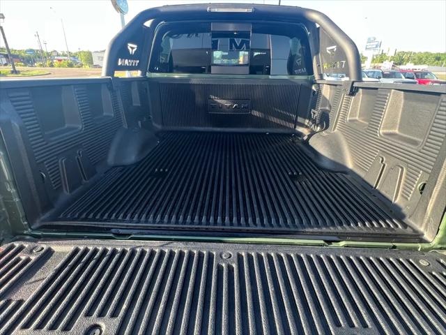 2024 Nissan Titan Crew Cab SV 4x2