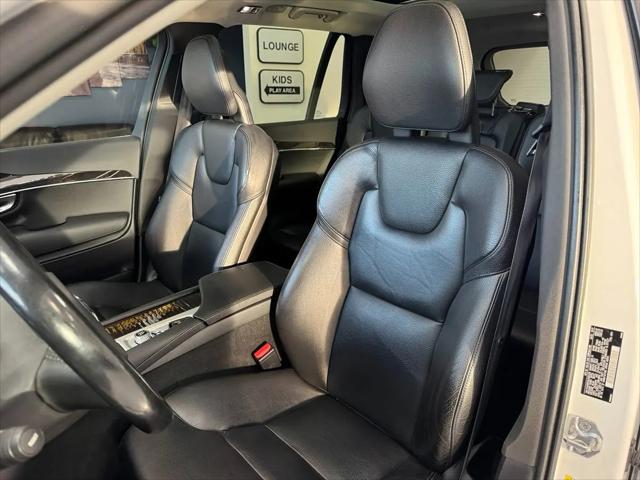 2018 Volvo XC90 T5 Momentum