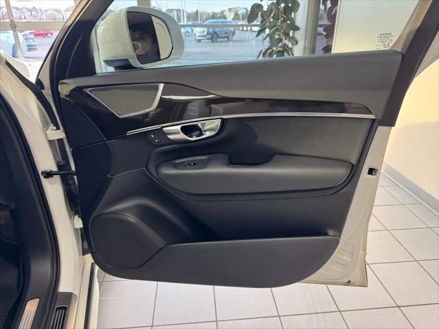 2018 Volvo XC90 T5 Momentum