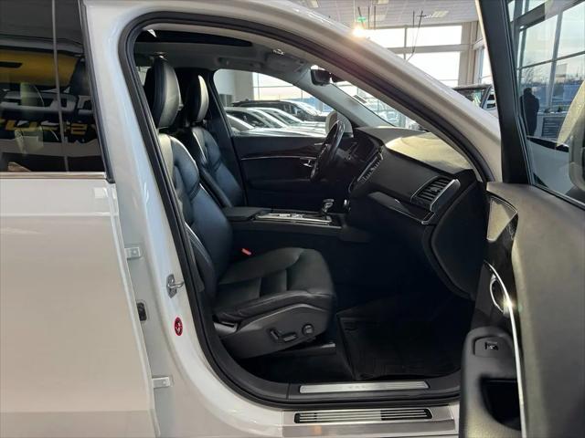 2018 Volvo XC90 T5 Momentum