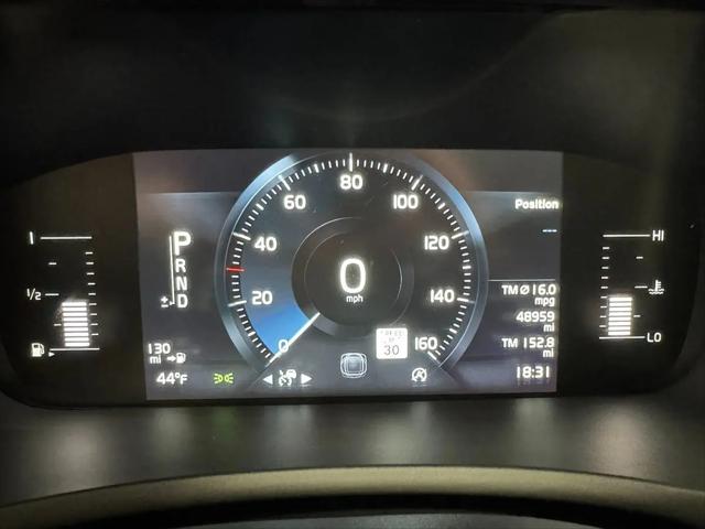 2018 Volvo XC90 T5 Momentum