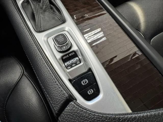 2018 Volvo XC90 T5 Momentum
