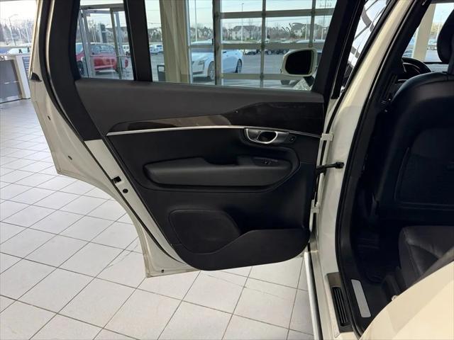 2018 Volvo XC90 T5 Momentum