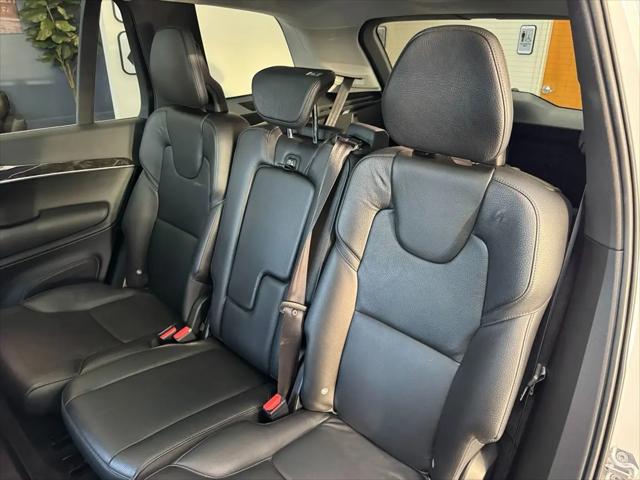 2018 Volvo XC90 T5 Momentum