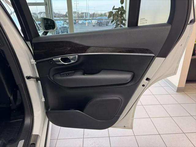 2018 Volvo XC90 T5 Momentum