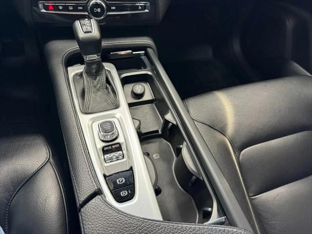 2018 Volvo XC90 T5 Momentum