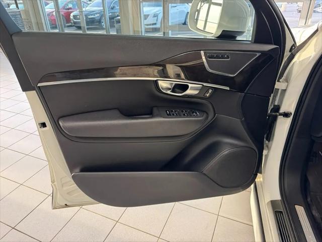 2018 Volvo XC90 T5 Momentum