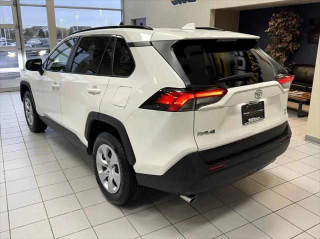 2019 Toyota RAV4 LE