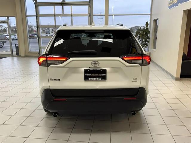 2019 Toyota RAV4 LE