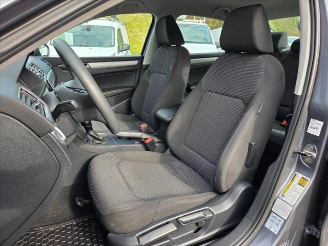 2016 Volkswagen Passat 1.8T S