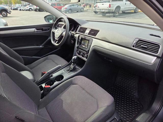 2016 Volkswagen Passat 1.8T S