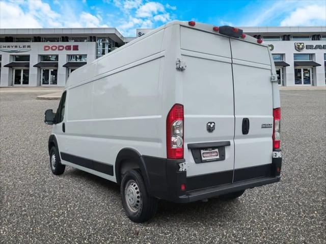 2025 Ram ProMaster 2500 Cargo Van Tradesman High Roof 159" WB w/Pass Seat