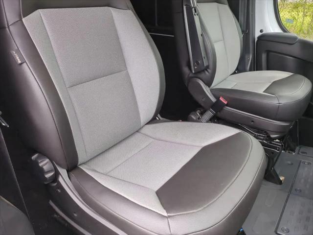 2025 Ram ProMaster 2500 Cargo Van Tradesman High Roof 159" WB w/Pass Seat