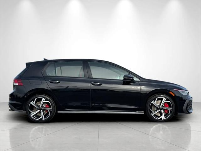 2026 Volkswagen Golf GTI SE