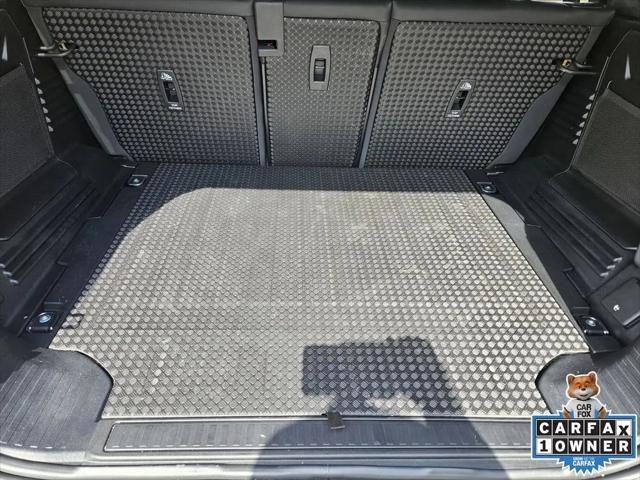2024 Land Rover Defender 110 P500 SE