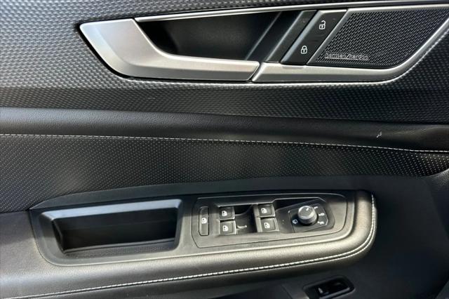 2026 Volkswagen Atlas Cross Sport SEL Premium R-Line