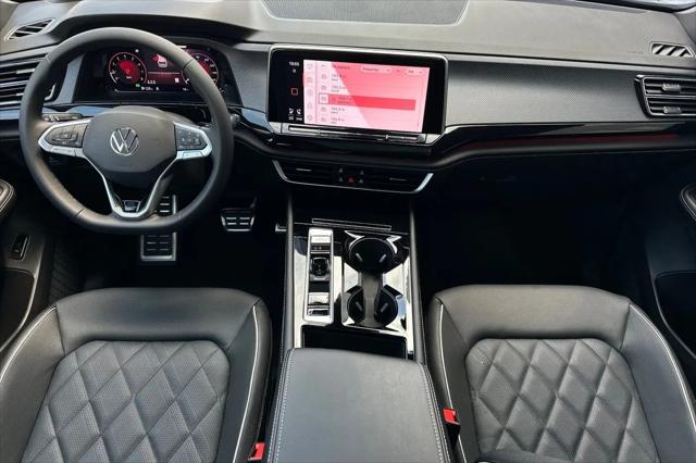 2026 Volkswagen Atlas Cross Sport SEL Premium R-Line