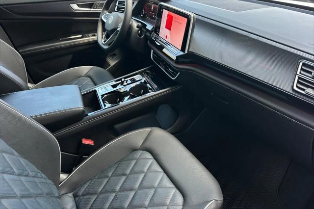 2026 Volkswagen Atlas Cross Sport SEL Premium R-Line