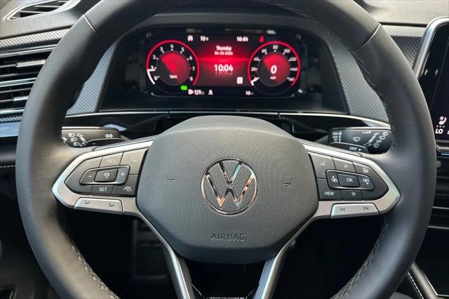 2026 Volkswagen Atlas Cross Sport SEL Premium R-Line