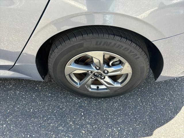 2021 Kia K5 LXS