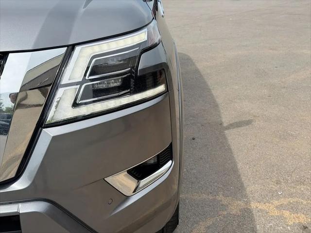 2023 Nissan Armada SL 4WD