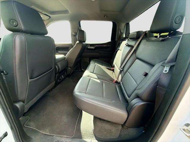 2024 GMC Sierra 1500 4WD Crew Cab Short Box SLT