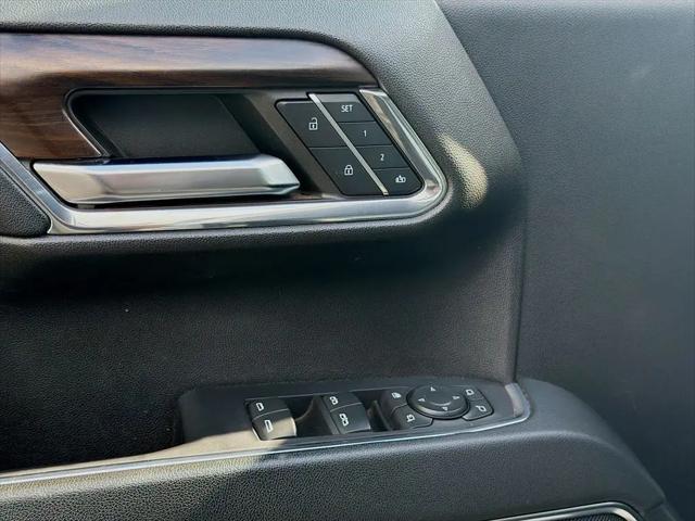 2024 GMC Sierra 1500 4WD Crew Cab Short Box SLT