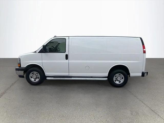 2024 Chevrolet Express Cargo Van RWD 2500 Regular Wheelbase WT