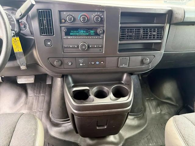 2024 Chevrolet Express Cargo Van RWD 2500 Regular Wheelbase WT