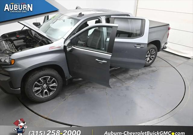 2022 Chevrolet Silverado 1500 4WD Crew Cab Short Bed RST