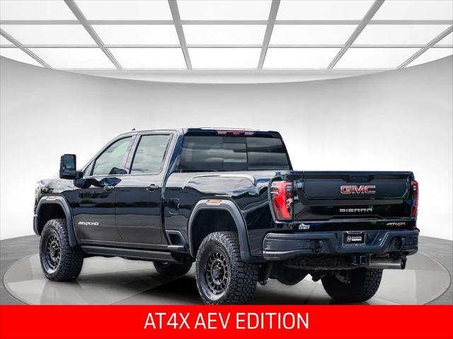 2025 GMC Sierra 2500HD 4WD Crew Cab Standard Bed AT4X