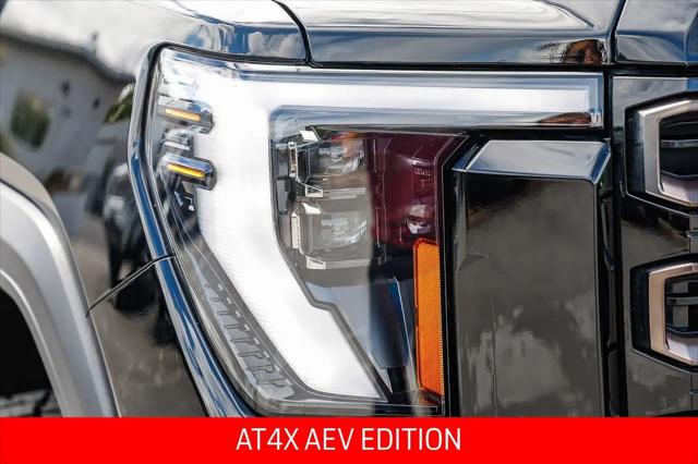2025 GMC Sierra 2500HD 4WD Crew Cab Standard Bed AT4X