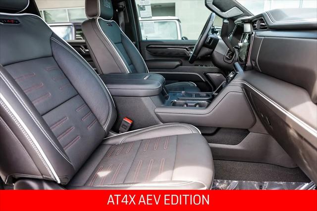 2025 GMC Sierra 2500HD 4WD Crew Cab Standard Bed AT4X