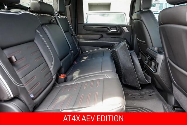 2025 GMC Sierra 2500HD 4WD Crew Cab Standard Bed AT4X