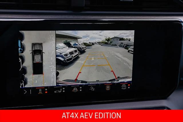 2025 GMC Sierra 2500HD 4WD Crew Cab Standard Bed AT4X