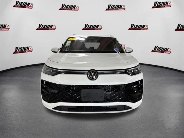 2025 Volkswagen Tiguan 2.0T SEL R-Line