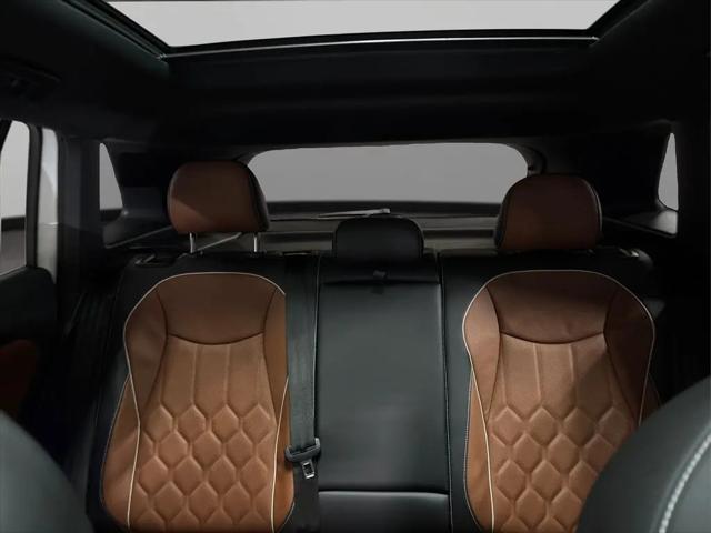 2025 Volkswagen Tiguan 2.0T SEL R-Line