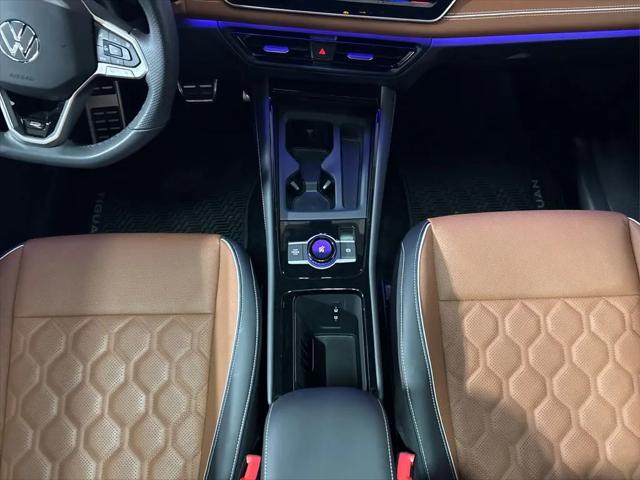2025 Volkswagen Tiguan 2.0T SEL R-Line