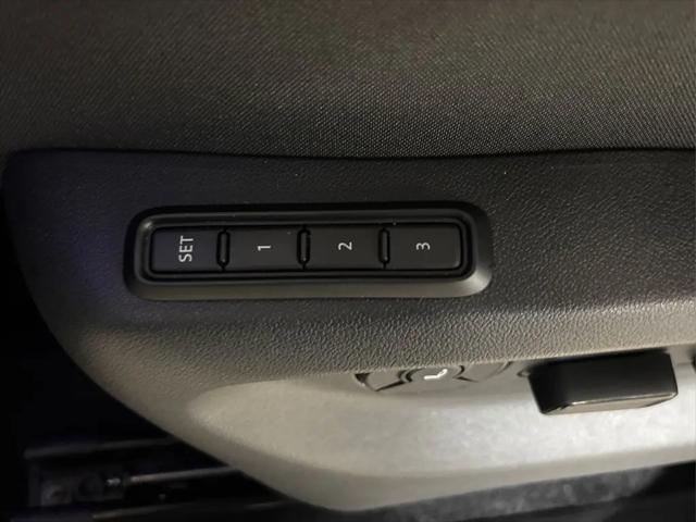 2025 Volkswagen Tiguan 2.0T SEL R-Line